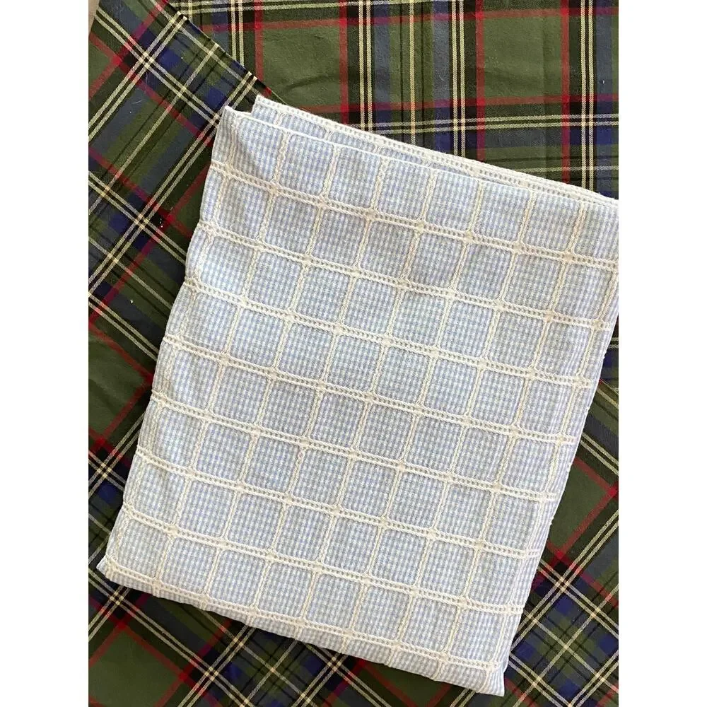 Unknown woven blue